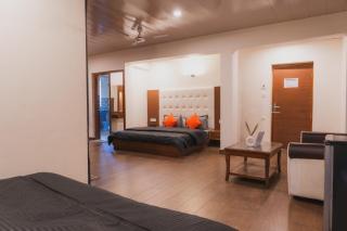 Hotel Morainic Hills Mall Road Bhagsunag - 7