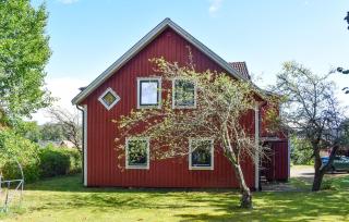 1 Bedroom Amazing Apartment In Hultsfred - 6