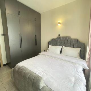 Executive two bedroom apartment in staroot apartment by justin - 8