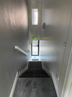 The Downtown Loft - 8