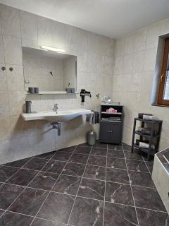 Apart Simple Living - 1