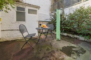 Elegant 4BR Seaside Stay - fast Wi-Fi - Kemptown - 5