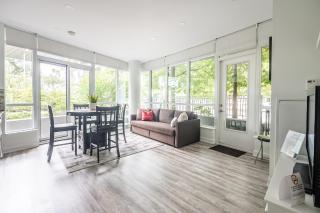 Private Entrance 2 Bedroom Condo Downtown Toronto - 0