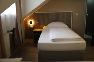 SkyLine Hotel Hannover - 6