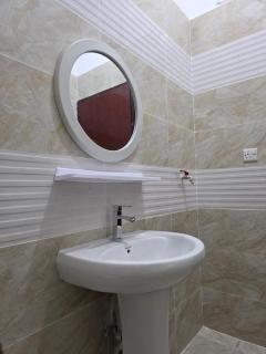 Modern Studio in Royal Palace Mashrif Mall - 5