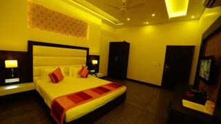 Love Kush Hotel - Kishangarh - 1