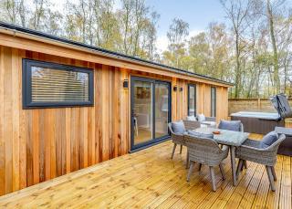 Elton Furze Retreats - 8