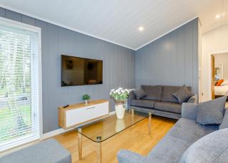 Elton Furze Retreats - 3