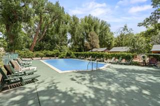 Inviting Rustic Cabins with Outdoor Gathering Areas near Garden of the Gods in Colorado Springs, Colorado - 6