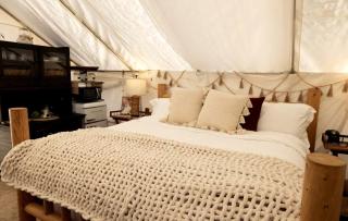 Luxury Safari Tent with Outdoor Clawfoot Tub and Firepit, Near Honey Grove, Texas - 9