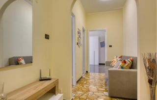 2 Bedroom Awesome Apartment In Genova - 3