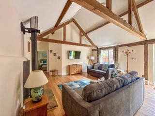 Squirrels Drey - Ukc660 - 0