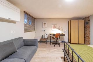 5 min walk to Corso Italia Station AC WiFi - 9