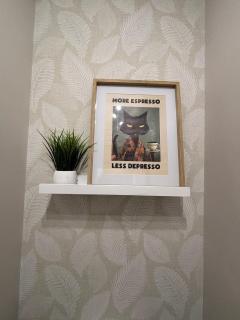 Feathers Garden Apartment - 5