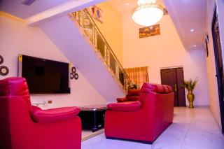 Floxy square Apartments - 6