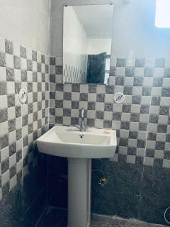 Hotel Radhika Inn - 2