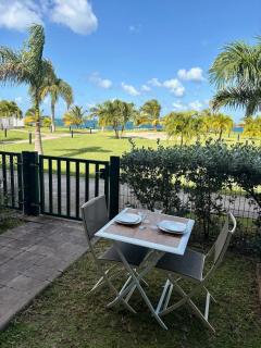 Always Sun ,1 bdr up to 4 guests - Baie Nettle - 0