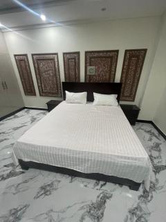 Royal Apartments-One Bed Apartments - 2