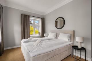 Elegant Historic Villa - Stunning Views - 2