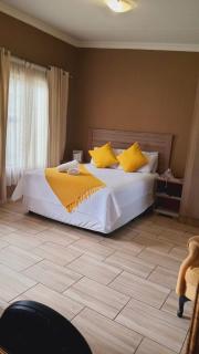 Lala At Nite Guesthouse - 5