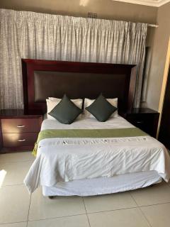 Lala At Nite Guesthouse - 1