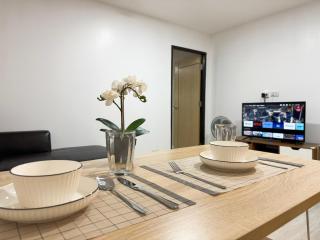 High Floor 1BR for 3 Walk to BTS City Center - 4