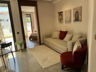 Modern, Fully Equipped Studio Close to Mohamed 5 Stadium - Maarif - 0