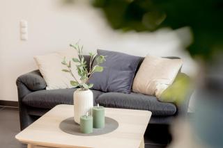 Dock 61 - tolles Ferienhaus für bis zu 4 Personen mit Kaminofen und Sauna - Haustiere herzlich willkommen, direkt am Wasser gelegen - 2