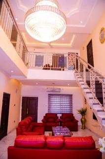 Floxy square Apartments - 4