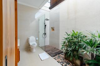 Gangga's House Private Rooms with Pool South Ubud - Ubud - 1