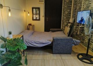 comodo y luminoso monoambiente - 9