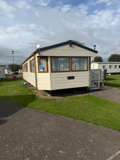 Sunnymede D1 - Hot Tub Caravan - Ingoldmells - 0