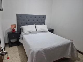 House with several bedrooms, in Antigua Guatemala - 7