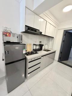 Slate & Silver Loft - 4