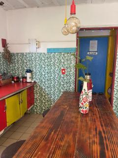 Raizes Surf and Bar Hostel - 3