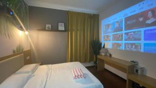 大床房The double room, located near KSL Mall and Pelangi Palaz Johor-Singapore First Checkpoint, features a king-size bed and offers a complimentary shuttle service - 8