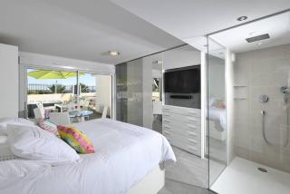 NAUTILIA 103 By AGN - Luxe avec Jacuzzi 2 personnes "réservé aux couples" - 0