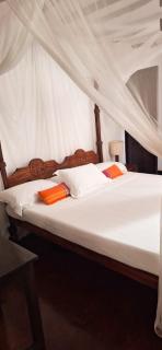 3 Bedroom Villa Own Compound - 8