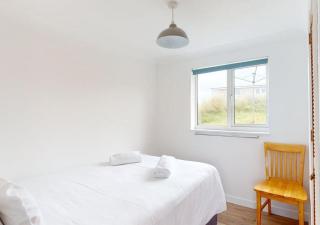 B37 Ebb Tide, Riviere Towans - 1