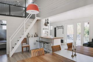 Stuga på ö / närhet till vatten - 1