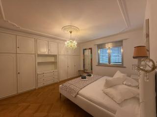 Chalet Maithili Lauterbrunnen -152-Year-Old Majestic Chalet - 2