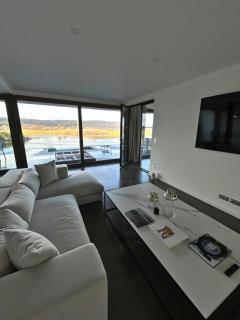 Le Nordic 4 pers - vue imprenable sur un lac dans le Haut-Jura - 2