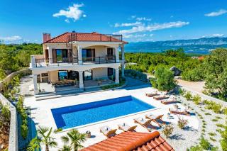 Villa Lutalo - 0