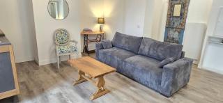 Panorama du sanctuaire 400 metres de la Grotte 3 chambres 8 personnes PARKING FERMÉ gratuit - 1