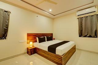 Hotel O R SQUARE HOMES - 0