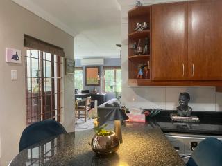 The Little Mongrel Deluxe Space Bryanston - 8