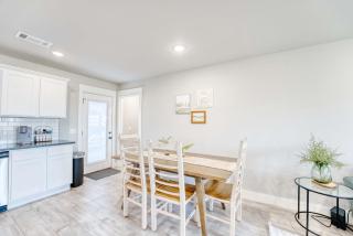 Bentonville Comfort Near Trails & Town - 3