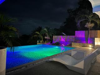 Casa Blanca Puerto Galera - 9