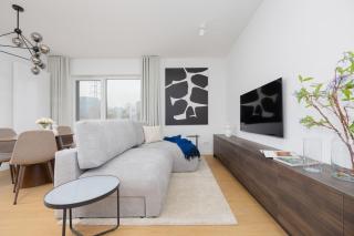 LUX Kolejowa Wola Apartments for 6 People by Renters Prestige - 0