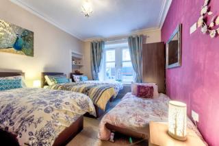 Edinburgh Central Drumdryan Ground Floor ApartHotel - 2